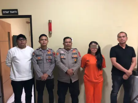 Polres Garut Tahan Perempuan Diduga Lakukan Penipuan Arisan Online Rp291 Juta