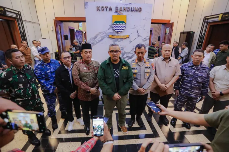 Wali Kota Bandung Ajak Tempat Ibadah Gelar Doa Bersama Jelang Aksi Unjuk Rasa
