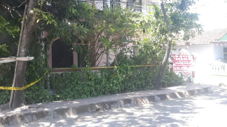 Lokasi penemuan lima jenazah dalam satu liang di Indramayu, Senin (1/9). (istimewa)