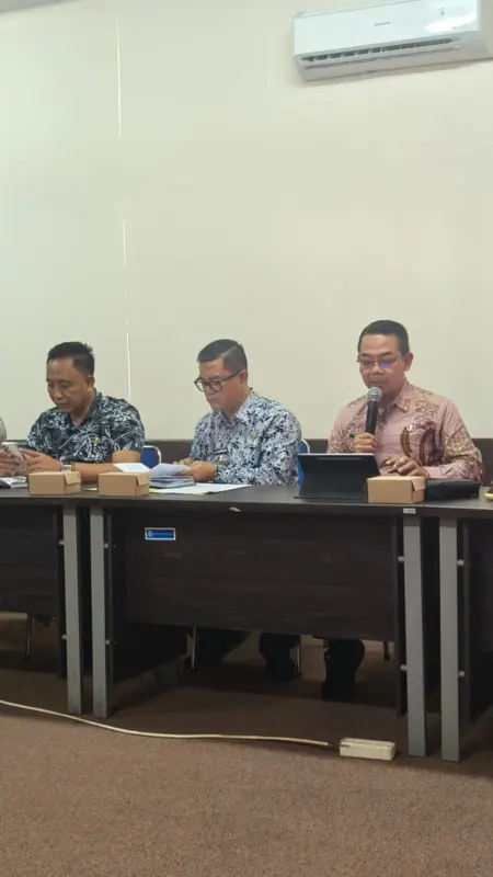 FMPK Desak Disdikbud Kuningan Tegas Cegah Kemaksiatan di Sekolah FMPK Desak Disdikbud Kuningan Tegas Cegah Kemaksiatan di Sekolah