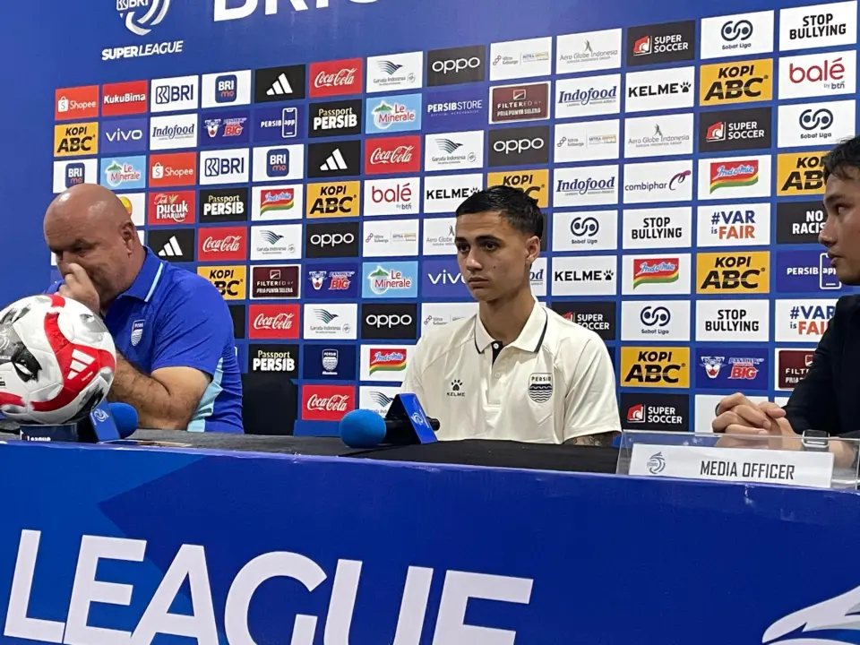 Debut Perdana Bersama Persib Bandung, Eliano Senang Dengan Performa Timnya