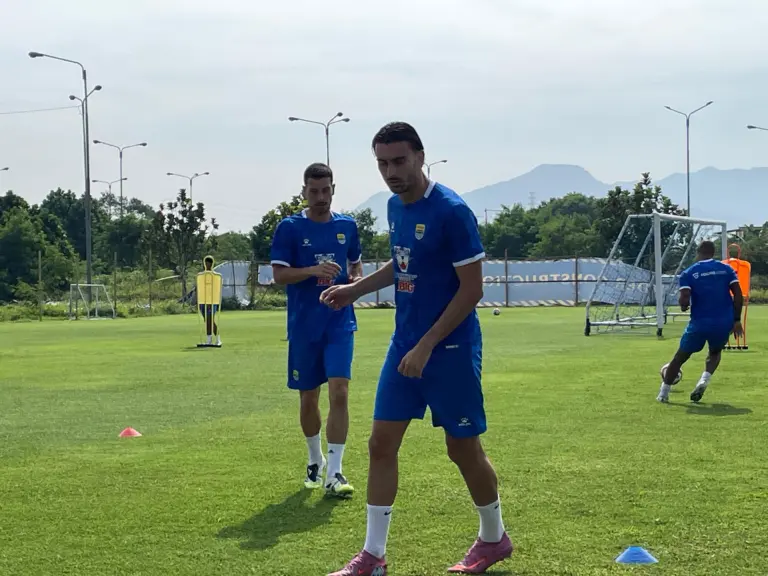 Kondisi Tim Baik Seusai Lawan Persebaya, Hodak Kabarkan Timnya Siap Tempur di ACL Two