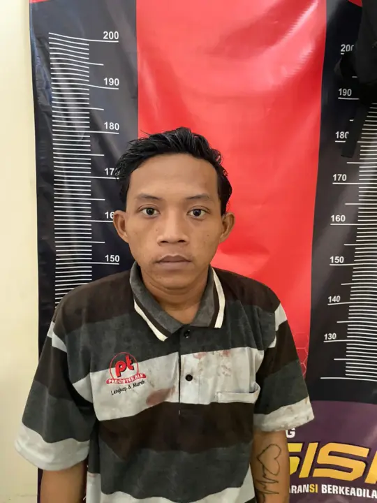 Pelaku pencurian sepeda motor di Dusun Gandoang, Desa Pangulah Selatan, Kecamatan Kotabaru, Kabupaten Karawang, berhasil diamankan polisi.