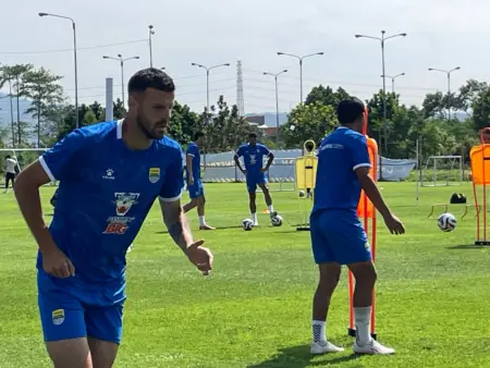 Cukup Klik, Link Live Streaming Arema FC vs Persib Bandung, Gratis
