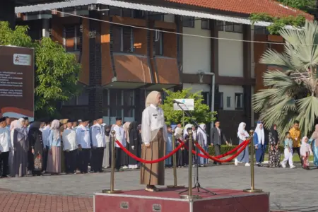 Wabup Garut Apresiasi 10 Desa Tercepat Lunasi PBB, Dorong Kades Perkuat Ekonomi Produktif Wakil Bupati Garut Putri