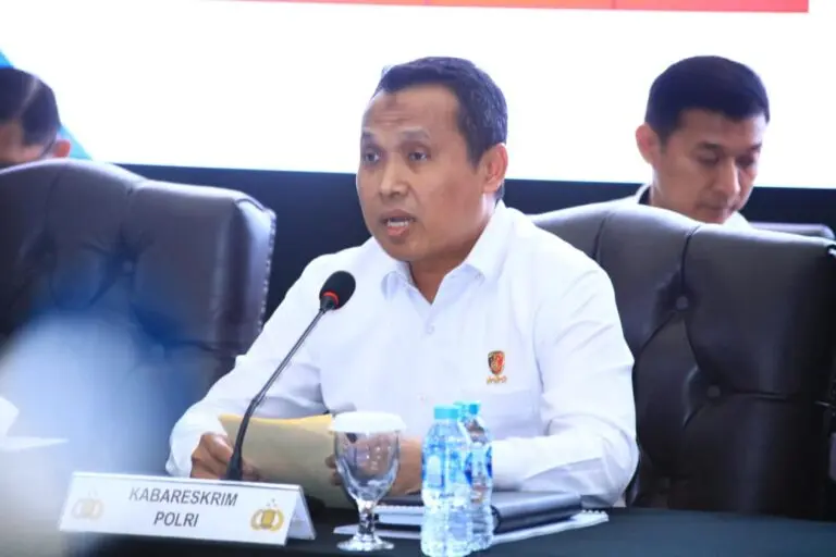 Kepala Badan Reserse Kriminal Polri Komjen Syahardiantono saat dalam konferensi pers di Gedung Bareskrim Polri, Jakarta, Rabu (24/9/2025). (istimewa)