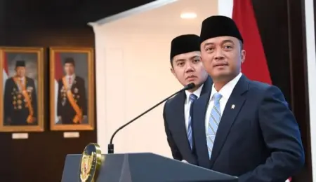 Istana: Presiden Segera Tunjuk Menko Polkam Ad Interim Menteri Sekretaris Negara Prasetyo Hadi saat memberi keterangan pers di Istana Kepresidenan RI, Jakarta, Senin (8/9/2025). (istimewa)