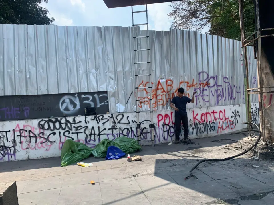 Fasilitas Umum Rusak