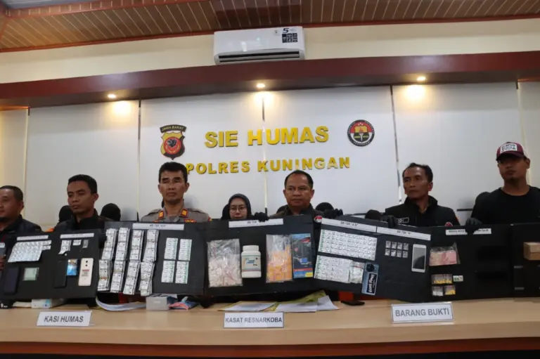 Polres Kuningan Ungkap Delapan Kasus Narkoba, Amankan 11 Tersangka