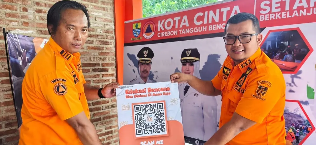 Mempermudah masyarakat mendapatkan informasi kebencanaan secara cepat dan praktis, Badan Penanggulangan Bencana Daerah Kota Cirebon menghadirkan inovasi layanan edukasi bernama Pojok Bencana berbasis QR Code. (istimewa)