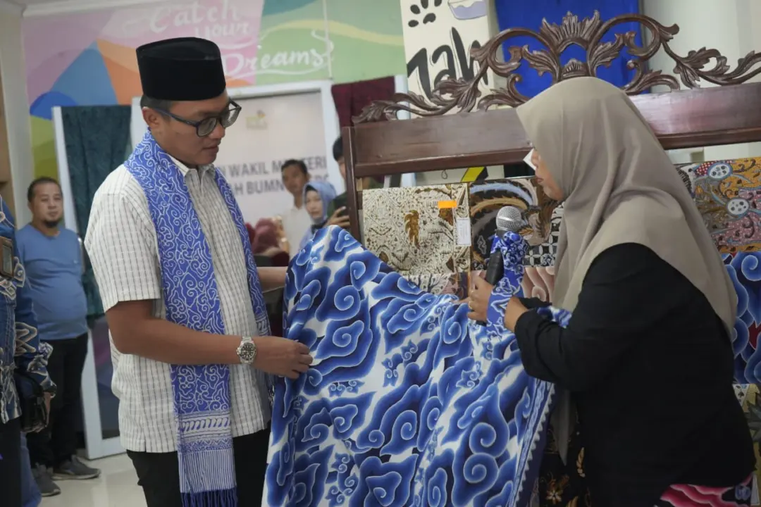 Wamen BUMN Tinjau Rumah BUMN Cirebon, Dorong UMKM Naik Kelas