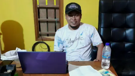 Dari Lesehan Pinggir Jalan Jadi Saung Literasi: Kisah Saung Diajar Kreatif 09 Saung Diajar Kreatif