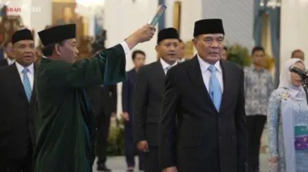 Djamiri Chaniago resmi dilantik sebagai Menko Polkam