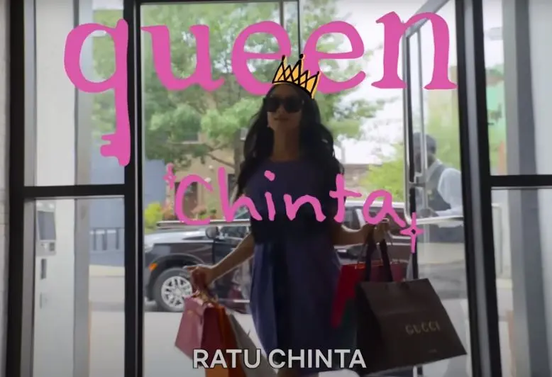 Happy Salma sebagai Chinta di serial Ratu ratu Queens Netflix