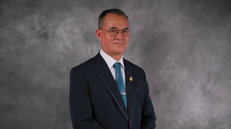 Rektor Uninus Prof. Dr. Endang Komara, M.Si.