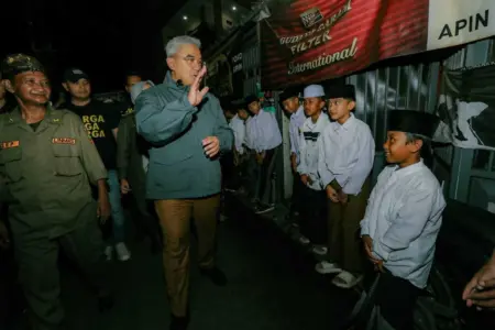 Warga Bandung Siaga: Pemkot Kembangkan Siskamling Siaga Bencana Jelang Musim Hujan Pemkot Bandung kembangkan program Siskamling