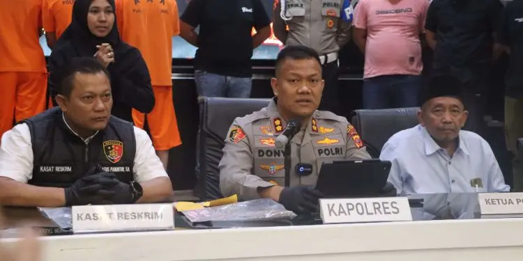 Polres Subang mengadakan konferensi pers terkait pengungkapan begal.