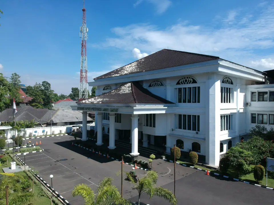 Kebijakan bekerja dari rumah (work from home/WFH) di lingkungan DPRD Jawa Barat akan diujicobakan pada November 2025.