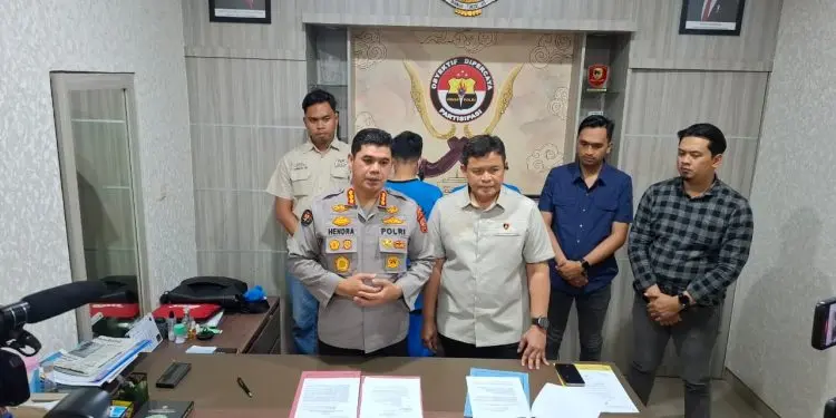 Polda Jawa Barat menggelar jumpa pers pengungkapan kasus perdagangan orang yang menimpa perempuan asal Sukabumi. (istimewa)