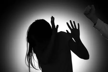 Warga Bandung Kian Berani Laporkan Kekerasan terhadap Perempuan Ilustrasi penganiayaan perempuan. (istimewa)