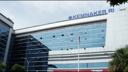 Kemnaker Perpanjang Pendaftaran Program Pemagangan Kementerian Ketenagakerjaan memperpanjang masa pendaftaran program pemagangan lulusan baru perguruan tinggi.