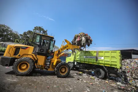 Bandung Darurat Sampah, Kuota Pembuangan ke Sarimukti Diperketat Bandung Darurat Sampah, Kuota Pembuangan ke Sarimukti Diperketat