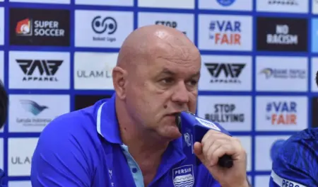 Bojan Hodak Ungkap Hasil Kontra Badai Pasifik Membuat Timnya Lebih Percaya Diri Bojan Hodak Ungkap Hasil Kontra Badai Pasifik Membuat Timnya Lebih Percaya Diri