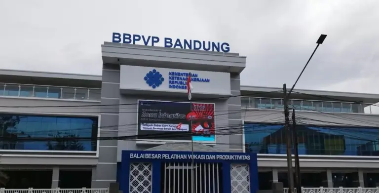 Balai Pelatihan Vokasi dan Produktivitas Bandung.