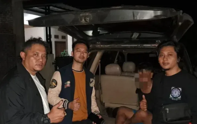 Polisi berhasil mengamankan pelaku yang membobol sebuah sekolah di Cibatu.