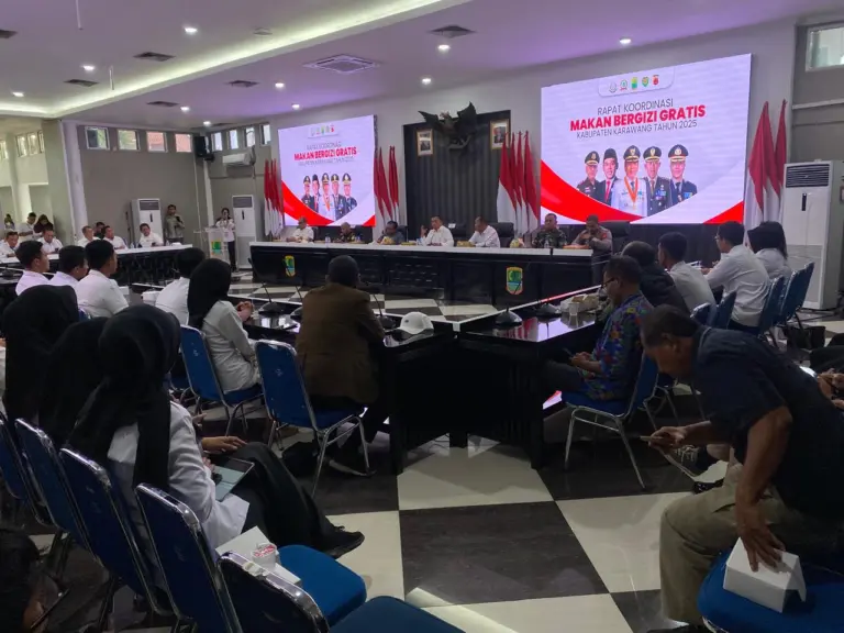 Pemkab Karawang Perketat Pengawasan Dapur Program Makanan Bergizi, Target 200 Dapur Aman untuk Anak Pemkab Karawang Perketat Pengawasan Dapur Program Makanan Bergizi, Target 200 Dapur Aman untuk Anak