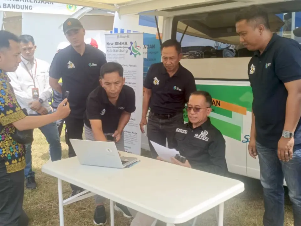 Pengangguran di Kota Bandung Capai 100 Ribu Orang, Disnaker Gelar Job Fair di Arcamanik