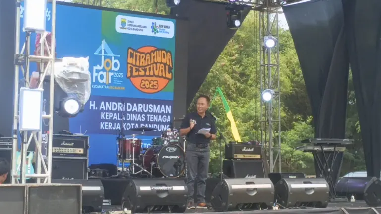 Job Fair Disnaker Bandung Diharapkan Tak Hanya Seremonial Job Fair Disnaker Bandung Diharapkan Tak Hanya Seremonial