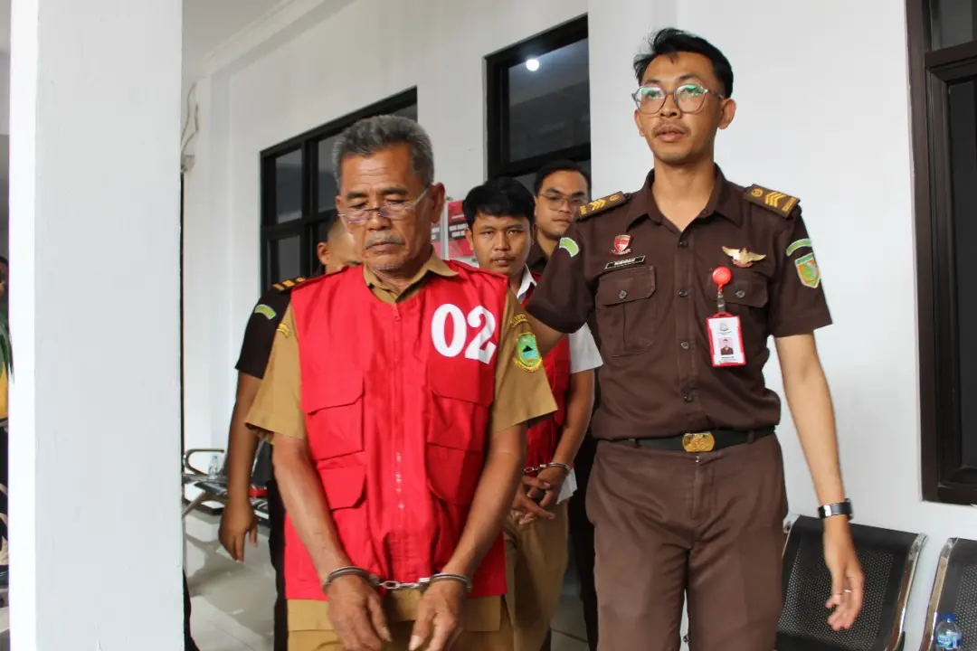 Dua Perangkat Desa di Kuningan Ditahan, Diduga Selewengkan Dana Desa Selama Empat Tahun