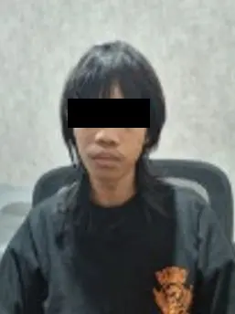 Mahasiswa Itenas Bandung Ditangkap, Diduga Perakit Bom Molotov dan Pembakar Bendera Merah Putih Mahasiswa Itenas Bandung Ditangkap, Diduga Perakit Bom Molotov dan Pembakar Bendera Merah Putih