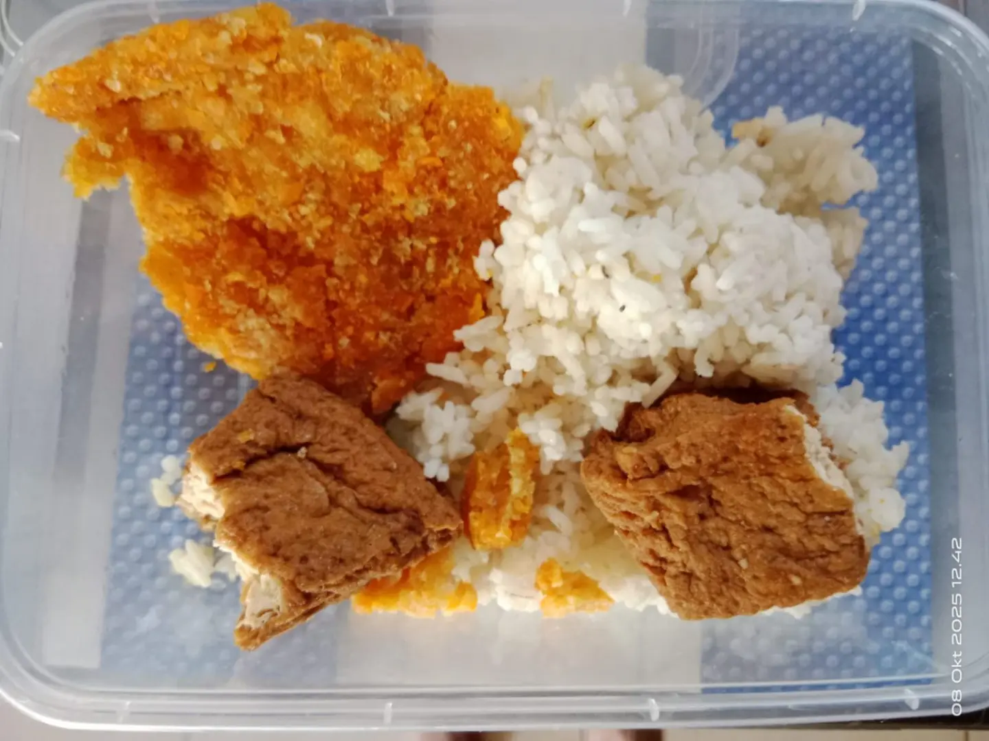 Menu Makan Bergizi Gratis di Kuningan Dikeluhkan Tak Layak Konsumsi