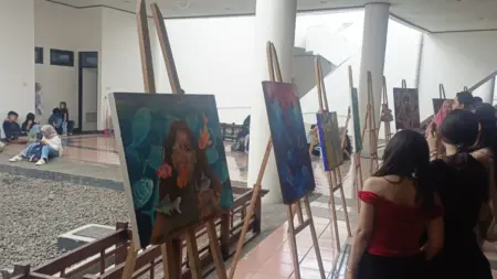 Pasar Seni ITB 2025 Resmi Digelar, Antusiasme Pengunjung Tinggi di Hari Pertama