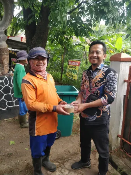 PLN UP3 Bandung Tebar Energi Kebaikan Lewat Program Jumat Berkah di ULP Bandung Barat
