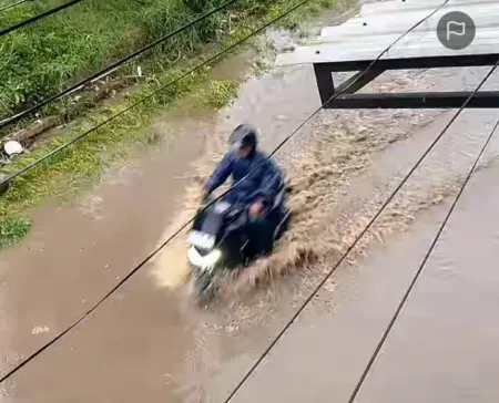 Banjir Lembang Kian Parah: Peringatan dari Alam di Tengah Gempuran Pembangunan Wisata Banjir Lembang Kian Parah: Peringatan dari Alam di Tengah Gempuran Pembangunan Wisata