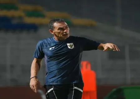 Gerald Vanenburg dan Dua “Meneer” Belanda: Pilihan Erick Thohir yang Menghantam Prestasi Timnas Gerald Vanenburg