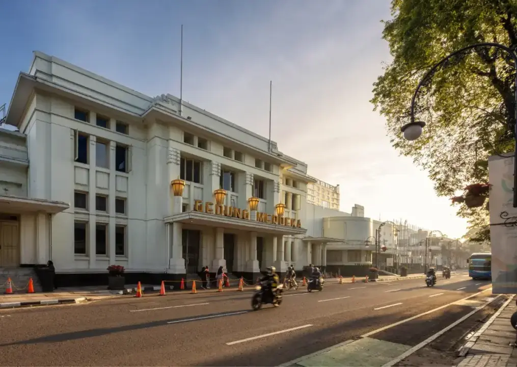 itenerary-bandung-gedung-merdeka