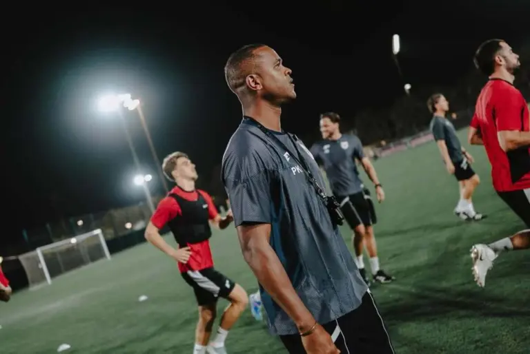 Tagar Patrick Kluivert Out menggema di media sosial