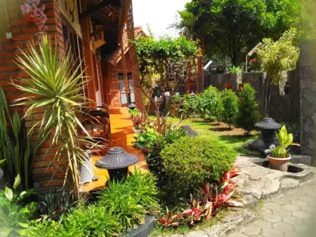 Wisma Puri Larasati: Penginapan Hidden Gem Bernuansa Rumah di Dago Atas Wisma Puri Larasati