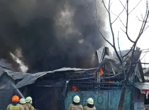 Gudang di Babakan Ciparay Hangus Dilalap Api, Warga Panik Berhamburan