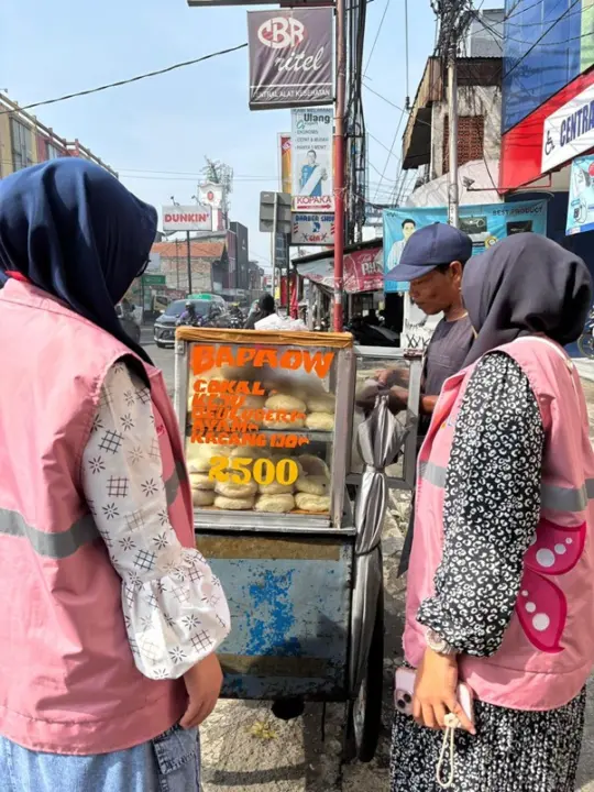 Program Jumat Berkah Berbagi dan Menguatkan Bersama ULP Kopo