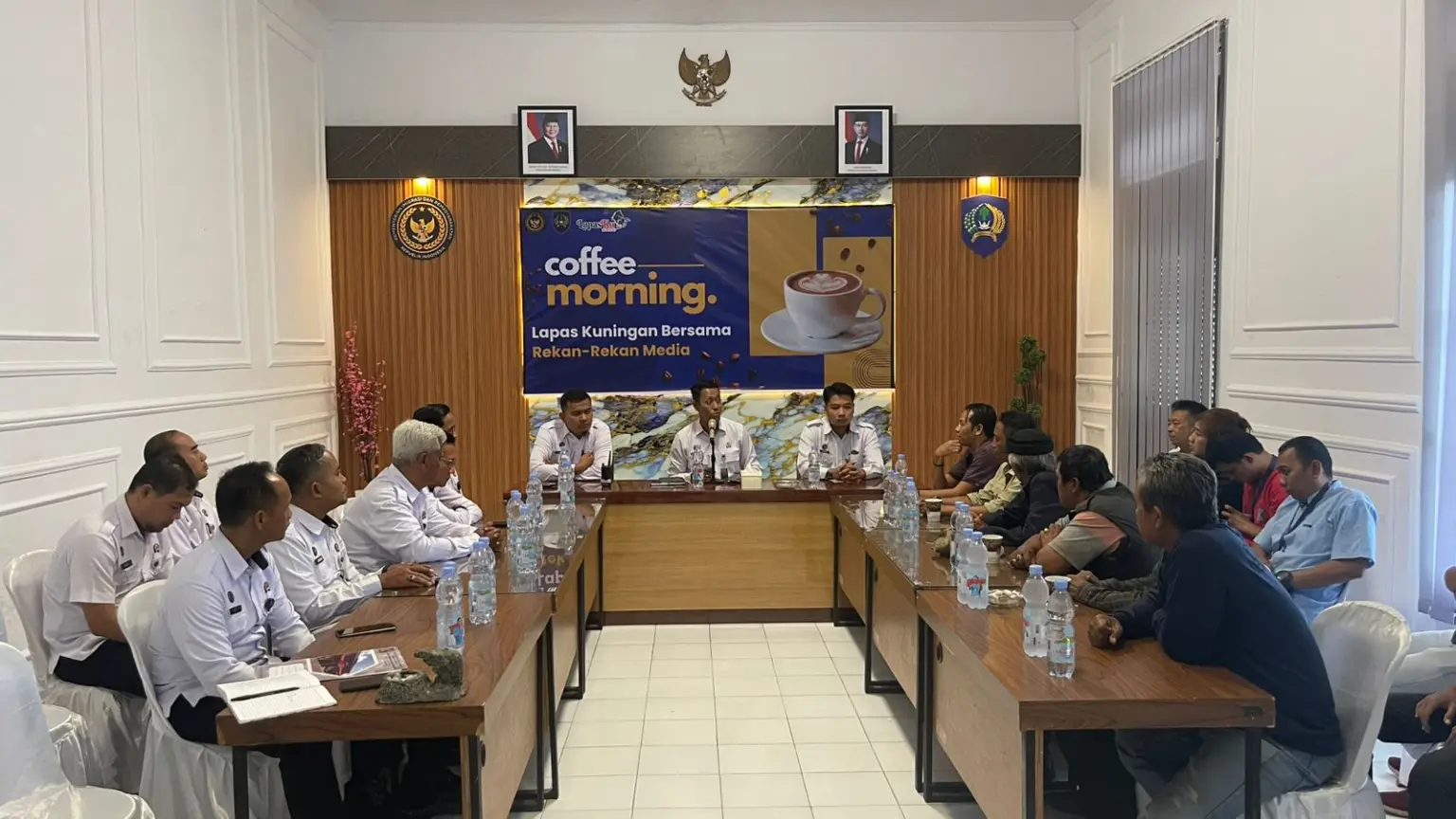 Lapas Kelas IIA Kuningan Gelar Coffee Morning Bersama Media, Perkuat Transparansi Informasi Lapas Kelas IIA Kuningan Gelar Coffee Morning Bersama Media, Perkuat Transparansi Informasi