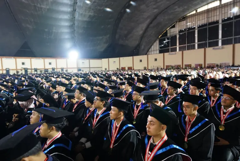 Telkom University Lantik 4.662 Wisudawan pada Wisuda Periode I Tahun Akademik 2025/2026