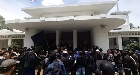 Warga Dago Elos Desak Pemkot Bandung Beri Klarifikasi Terbuka soal Status Lahan Warga Dago Elos Desak Pemkot Bandung Beri Klarifikasi Terbuka soal Status Lahan (Bagus/Koranmandala)