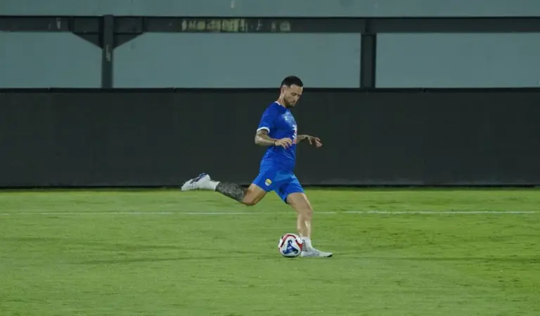 Tanpa Barba, Ini Susunan Pemain Selangor FC vs Persib Bandung