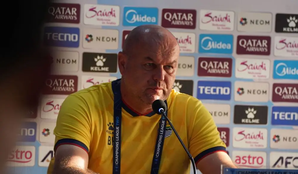 Tanpa Barba, Bojan Hodak Pastikan Persib Siap Raih Tiga Point kontra Selangor