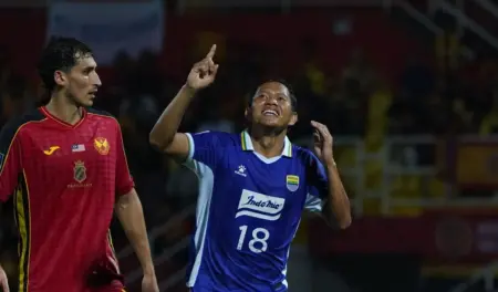 Jadi Penentu Kemenangan, Adam Alis Beberkan Intruksi Khusus Bojan Hodak